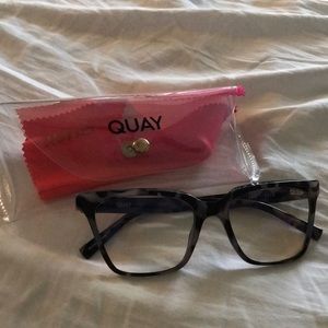 Quay Blue Block glasses